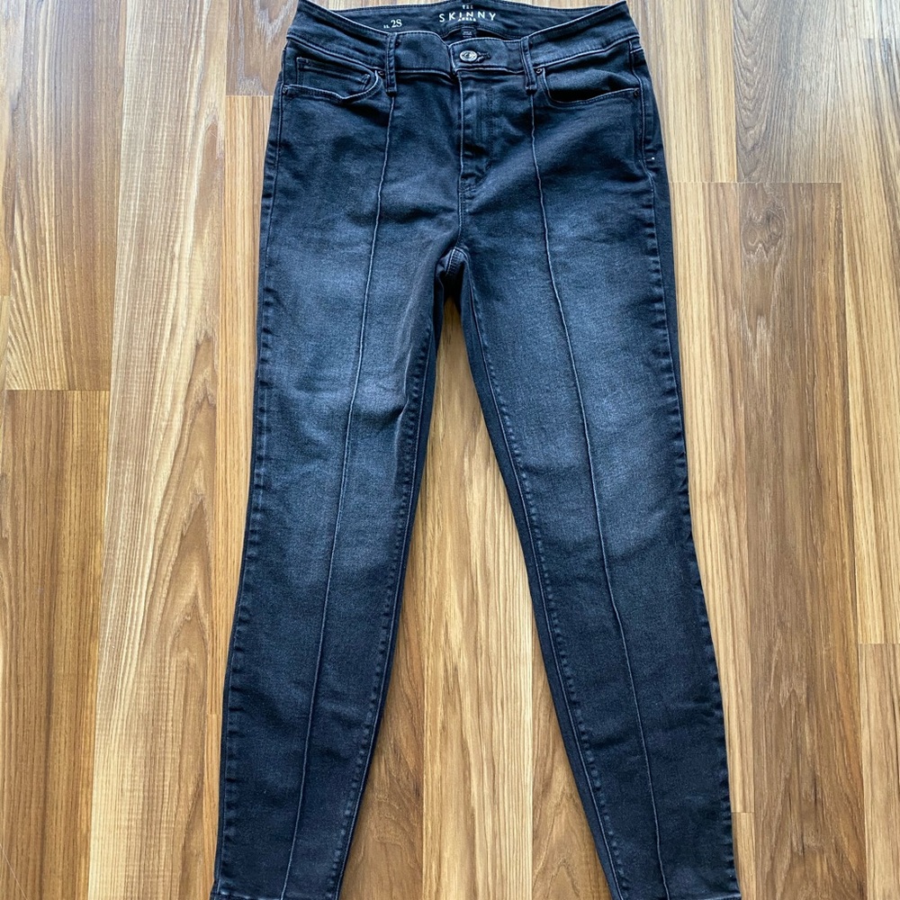 WHBM Black Skinny Ankle Jeans - Picture 3 of 6